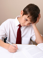 I disturbi specifici di apprendimento (dislessia, disortografia, discalculia e disgrafia) possono inficiare le varie attività di studio nella scuola secondaria di primo grado. 